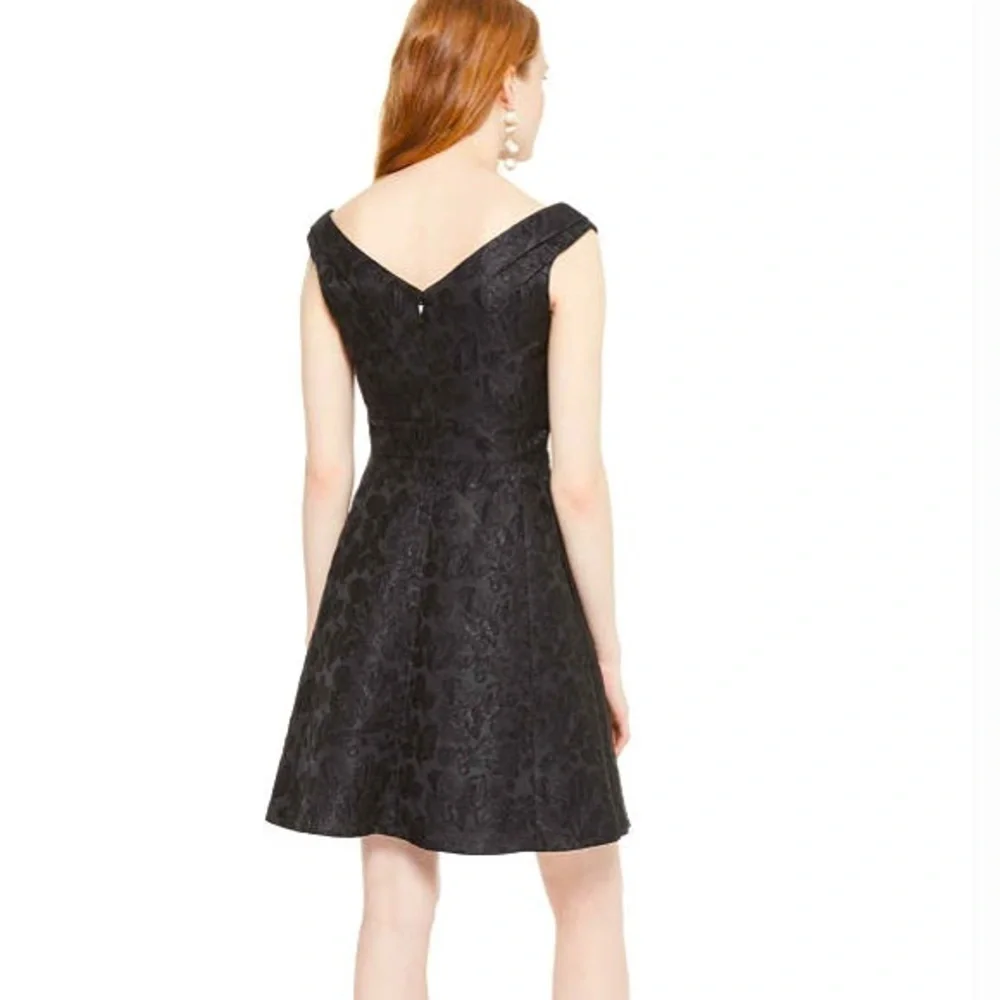 [Kate Spade] Floral Shimmer Pleated Shoulder Double V Fit & Flare Classic Dress